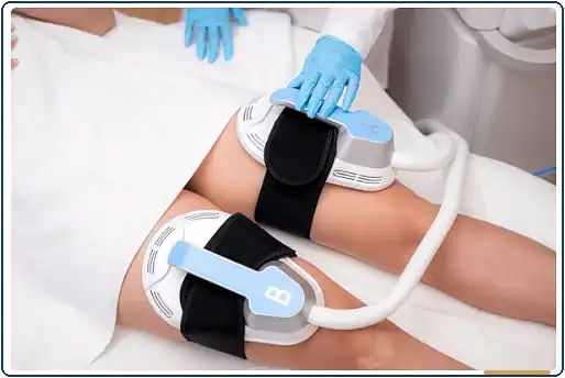 Dual applicator hiemt treatment on the thighs for non-invasive body contouring